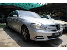 2006 Mercedes-Benz S500L (A) -- WELL TAKEN CARE --