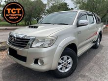 2013 Toyota Hilux 3.0 G VNT FACELIFT 4X4 1 YEAR WARRANTY Pickup Truck