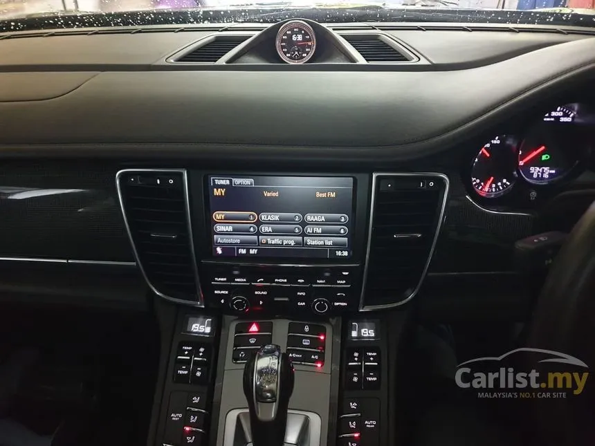 2012 Porsche Panamera Turbo S Hatchback