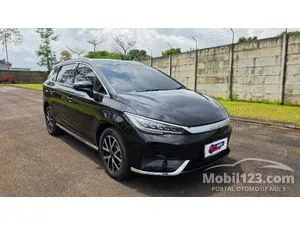 2025 BYD M6 Superior 7 Seater MPV