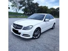 2011 Mercedes-Benz C200 1.8 Elegance CGI Sedan (A) BlueEFCY / LeatherSeat / 5 SPEED