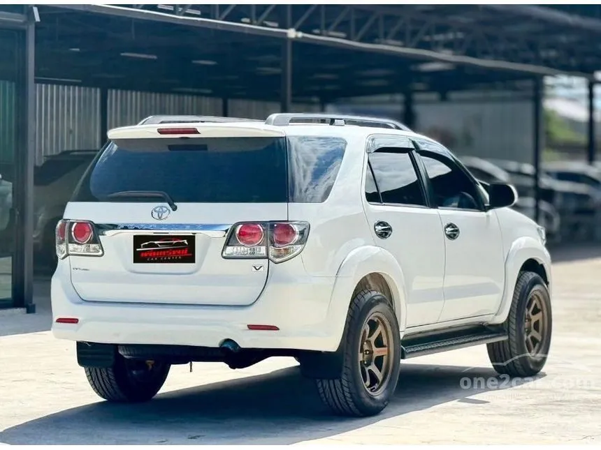 2014 Toyota FORTUNER V SUV