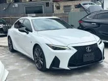 *Sunroof/Spare Tyre/Black Interior* 2022 Lexus IS 300 2.0 F Sport Mode Black Glitter (Processing Fee RM1350, Free Warranty, Free Service and ETC)