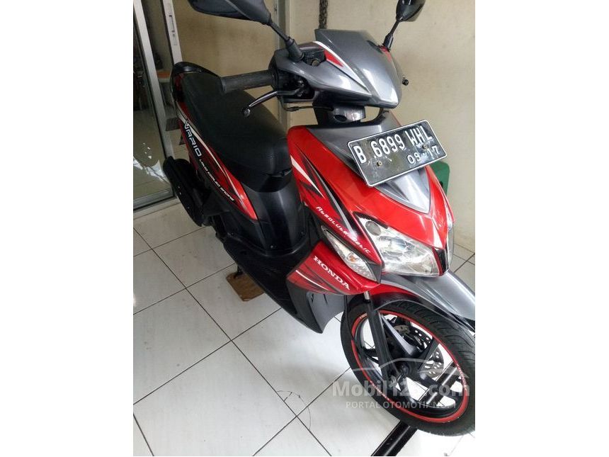 Jual Motor  Honda Vario  2012  0 1 di Banten Automatic Merah 