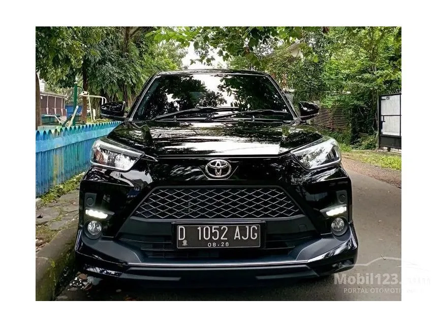 Jual Mobil Toyota Raize 2021 GR Sport TSS 1.0 di Jawa Barat Automatic Wagon Hitam Rp 255.000.000