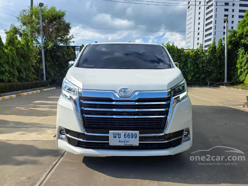 2020 Toyota Majesty Premium Van