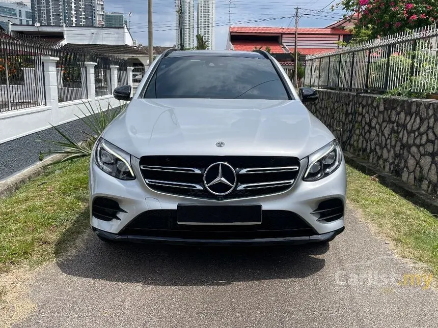 2019 Mercedes-Benz GLC250 4MATIC AMG Line SUV