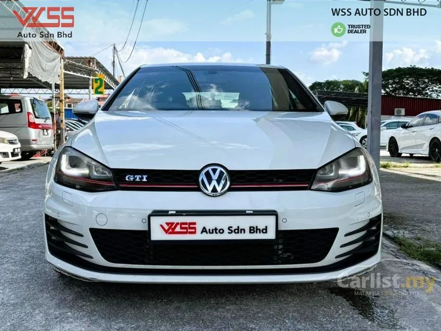 2014 Volkswagen Golf GTI Hatchback