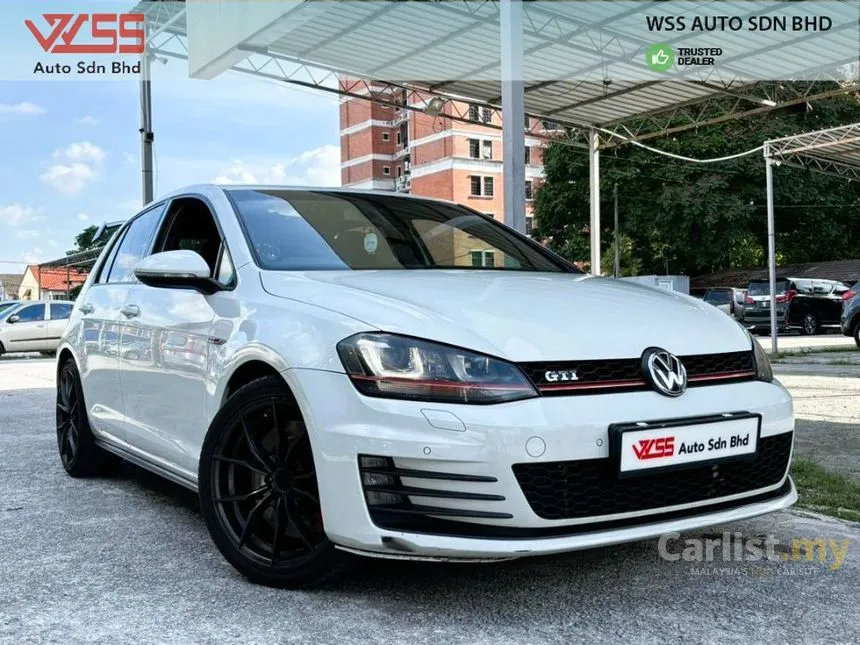 2014 Volkswagen Golf GTI Hatchback