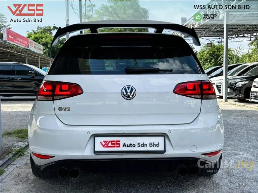 2014 Volkswagen Golf GTI Hatchback