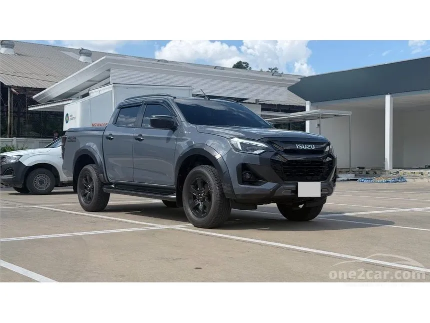2024 Isuzu D-MAX Vcross M Cab-4 Pickup
