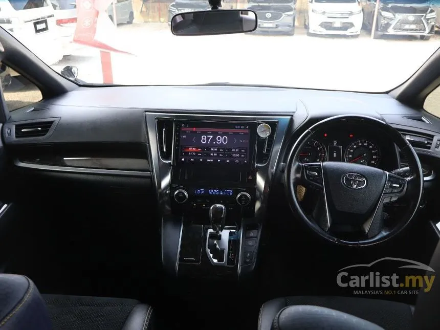2017 Toyota Vellfire Z Golden Eyes MPV