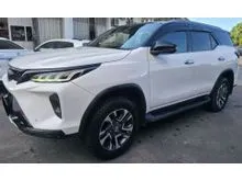 2022 TOYOTA FORTUNER VRZ 2.8 A VNT INTERCOOLER (DIESEL) 4WD FACELIFT 4X4 (AT) (SUV) (GOOD CONDITION) SUPER WHITE II PAIRED WITH A SLEEK BLACK ROOF