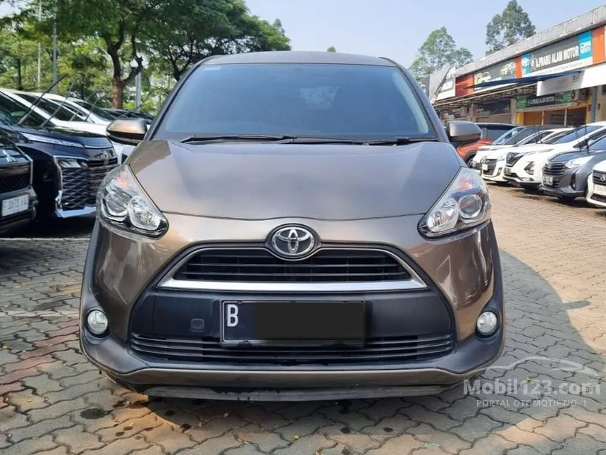 Jual Mobil Toyota Sienta 2019 V 1.5 di Banten Manual MPV Coklat Rp 164.500.000