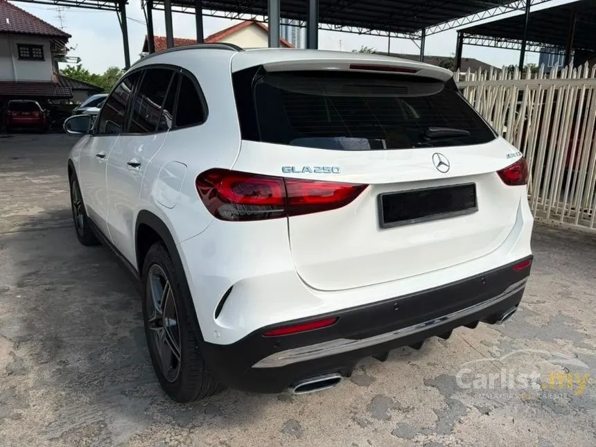 2022 Mercedes-Benz GLA250 AMG Line SUV