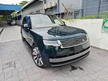 Ready Stock, Rare Unit (4-Seater, SV Edition, Grade 4.5A, 6200-Km Mileage) 2023 Land Rover Range Rover Vogue 4.4 P530 SV L.W.B Fully Loaded. P400 P615