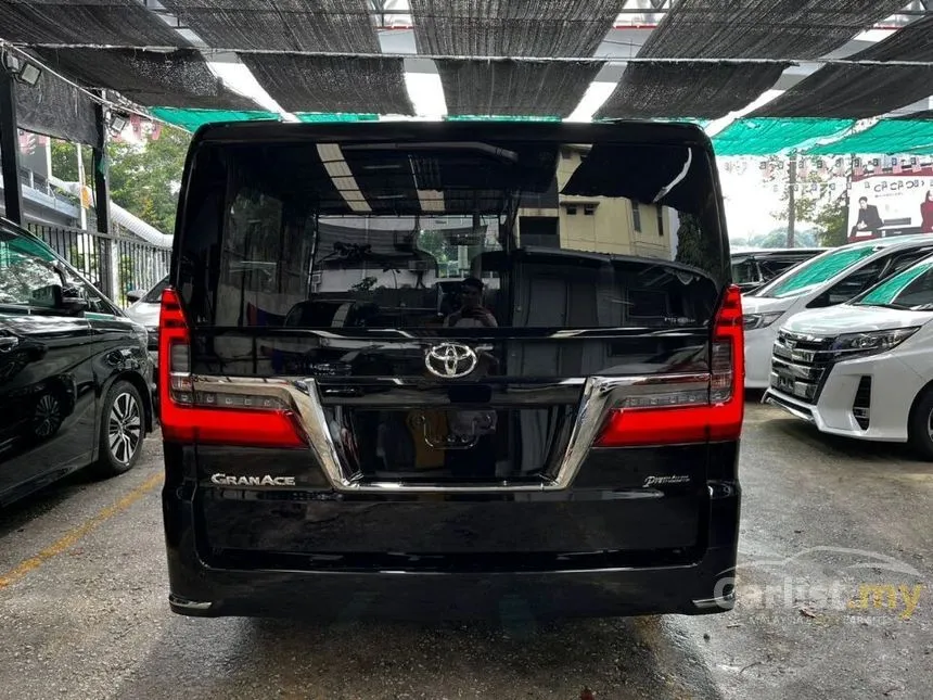 2020 Toyota Granace MPV