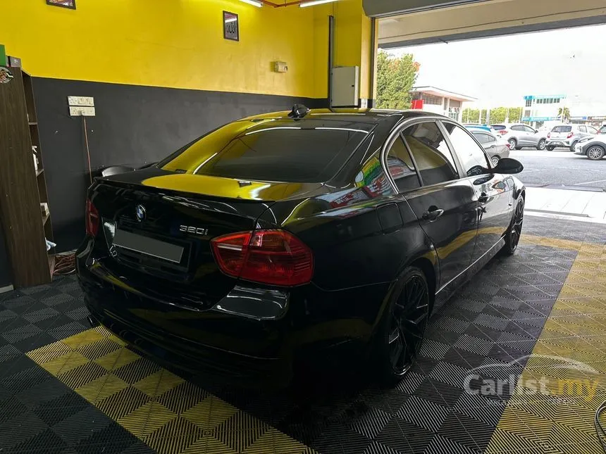 2005 BMW 320i Sedan