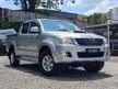 Used 2014 Toyota Hilux 2.5 G VNT Pickup Truck * LOW MILEAGE * UNDER WARRANTY * CAREFULL OWNER * REGISTRATION CARD ATTACEHD