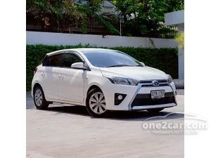 2015 Toyota YARIS 1.2 E Hatchback