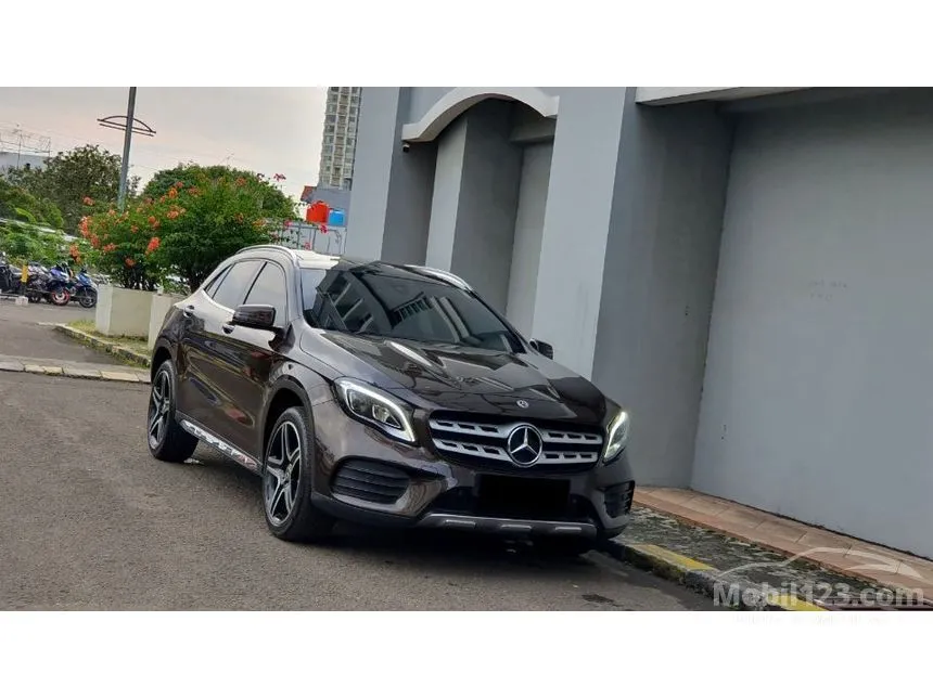 2018 Mercedes-Benz GLA200 AMG SUV