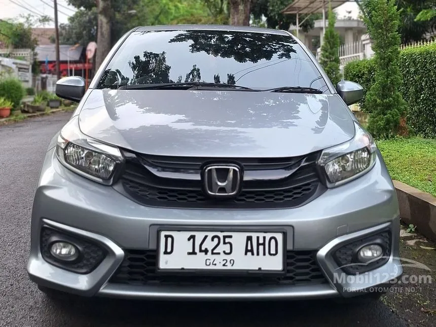 Jual Mobil Honda Brio 2019 Satya E 1.2 di Jawa Barat Automatic Hatchback Silver Rp 143.000.000