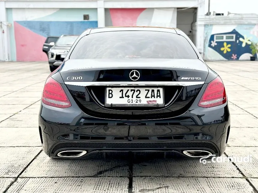 2018 Mercedes-Benz C300 AMG Line Sedan
