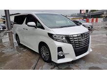 2017 Toyota Alphard 2.5 SC WITH SUNROOF & PRE-CRASH