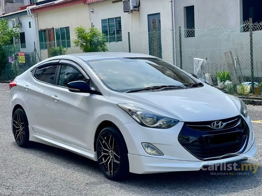 2013 Hyundai Elantra Sedan