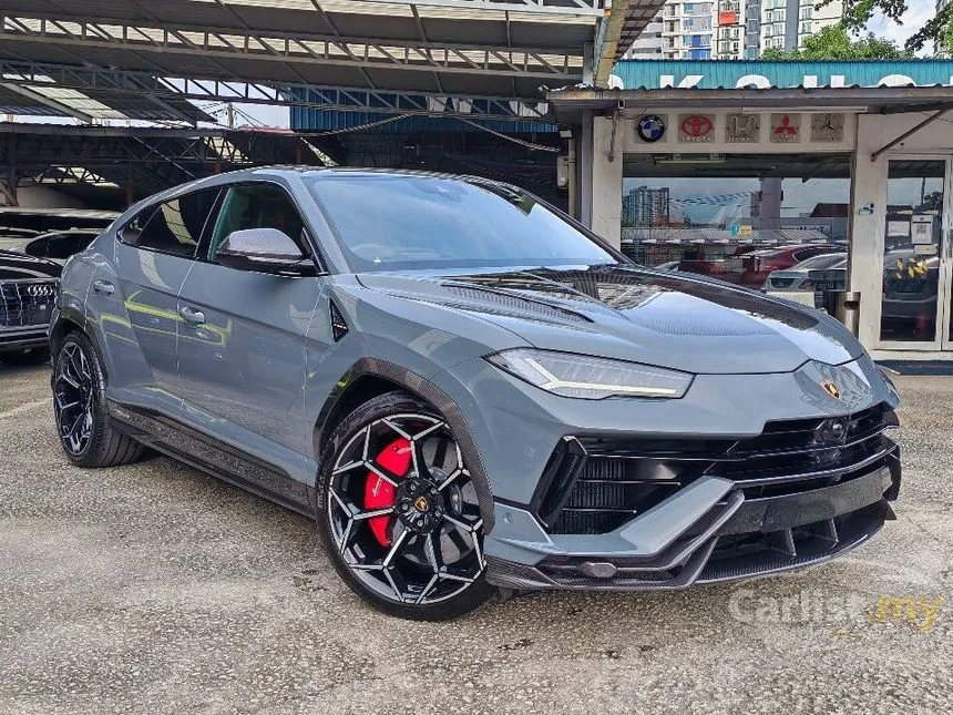 2023 Lamborghini Urus Performante SUV