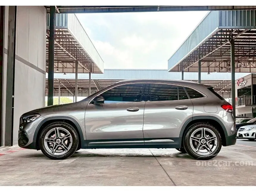2022 Mercedes-Benz GLA200 Progressive SUV