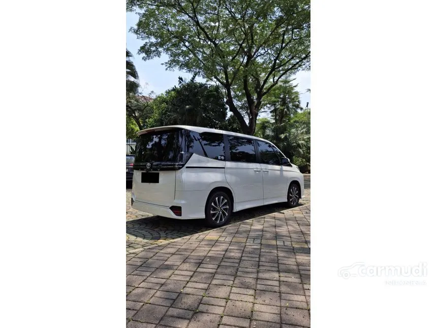 2023 Toyota Voxy (Premium Color) MPV