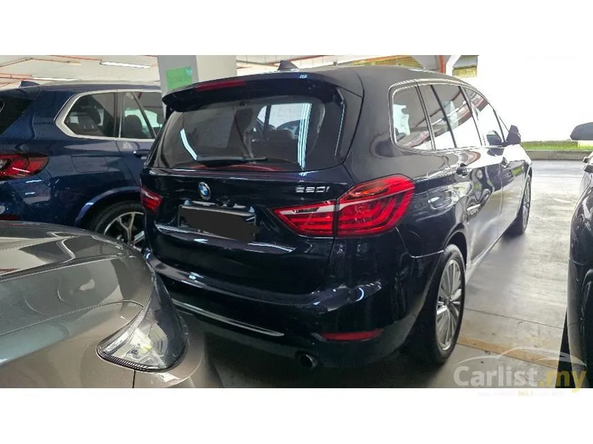 2015 BMW 220i Gran Tourer MPV