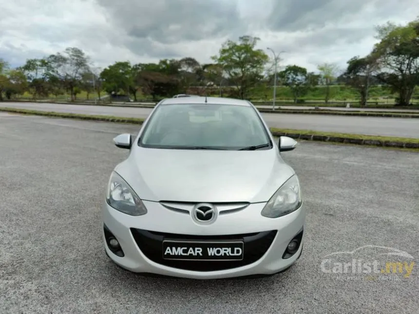2012 Mazda 2 R Hatchback