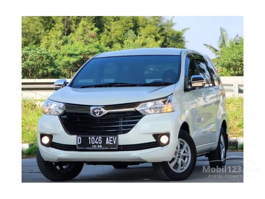 Jual Mobil Toyota Avanza 2016 G 1.3 di Jawa Barat Automatic MPV Putih Rp 165.000.000
