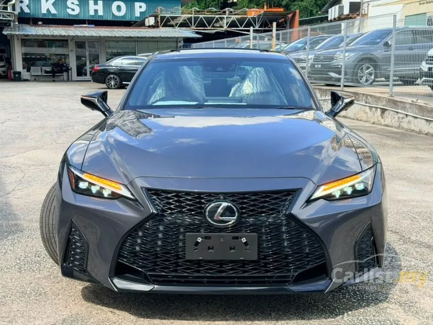 2021 Lexus IS 300 F Sport Sedan