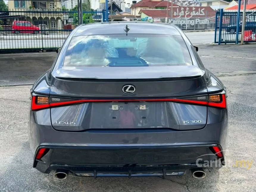 2021 Lexus IS 300 F Sport Sedan