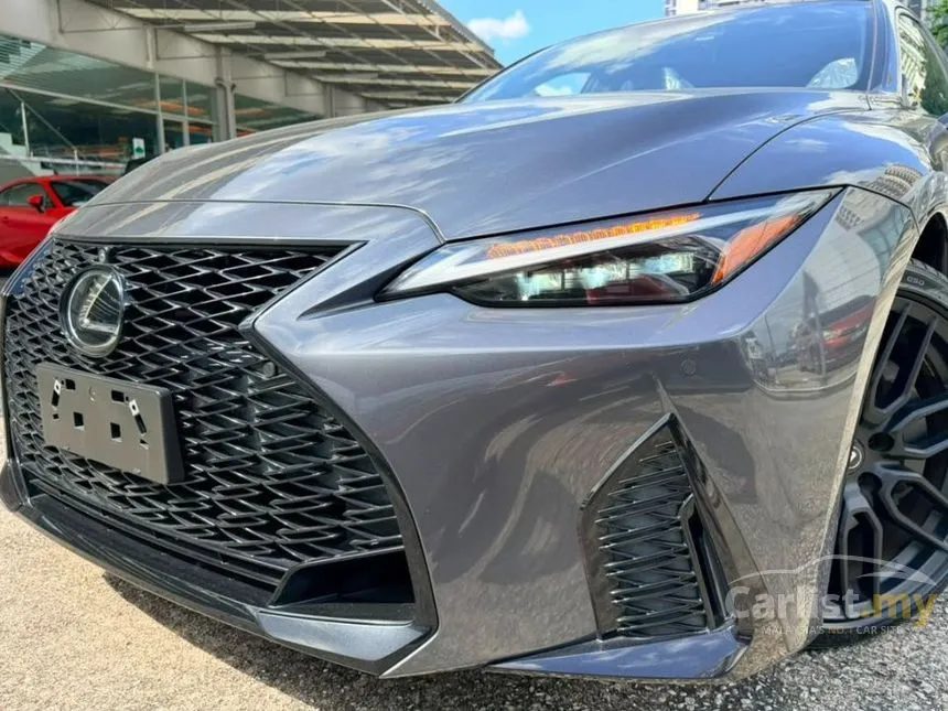 2021 Lexus IS 300 F Sport Sedan