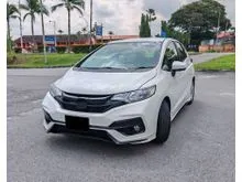 2015 Honda Jazz 1.5 E (A) F.S.R RS Body Kit Sporty Premium Model
