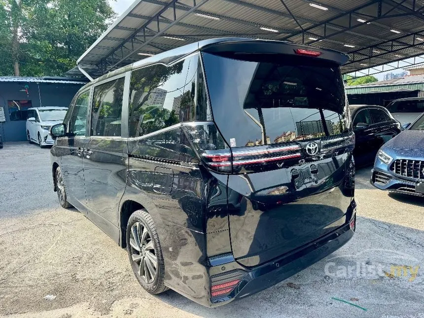 2024 Toyota Voxy S-Z MPV