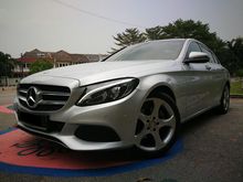 2016 Mercedes-Benz C200 2.0 FULL SERVICE RECORD UNDER WARRANTY KING CONDITION