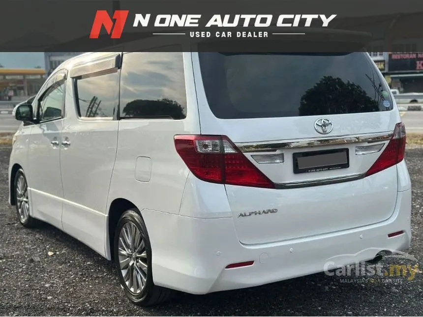 2013 Toyota Alphard G 240S Gold MPV