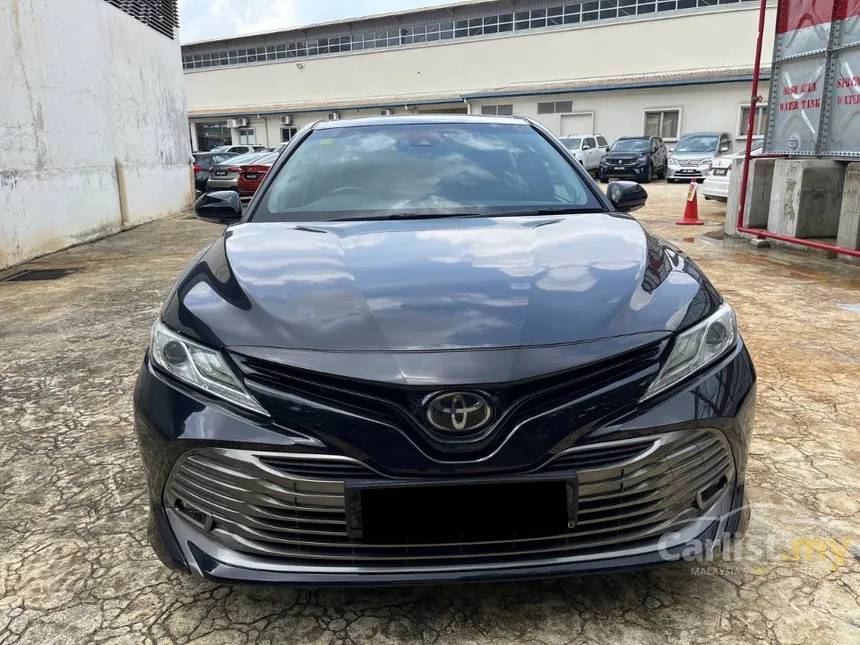 2019 Toyota Camry V Sedan