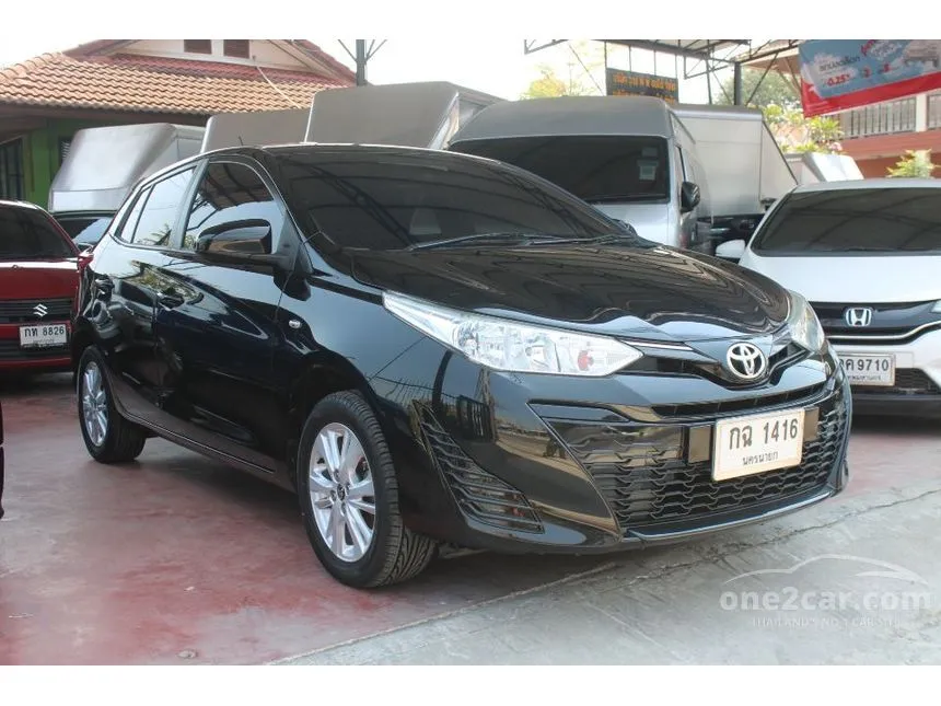 2020 Toyota YARIS Entry Hatchback