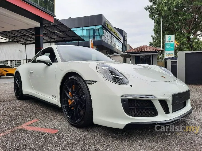 2019 Porsche 911 Carrera GTS Coupe