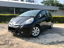 2014 Honda Jazz 1.3 Hybrid RAYA PROMO PRICE , LIMITED TIME ONLY
