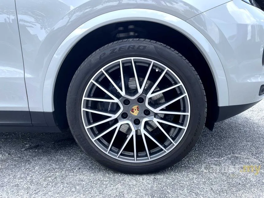 2022 Porsche Cayenne SUV