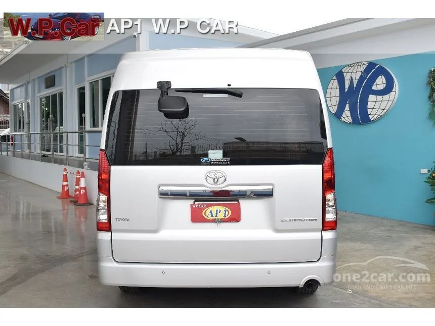 2020 Toyota Commuter Van