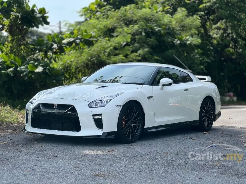 2021 Nissan GT-R Coupe