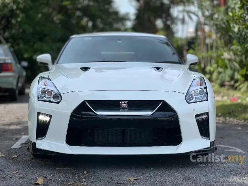 2021 Nissan GT-R Coupe